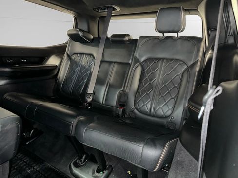 Used 2022 Jeep Grand Wagoneer Series III AWD/4WD image 27