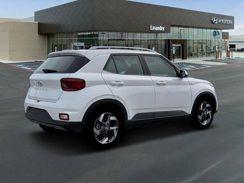 New 2026 Hyundai Venue SEL image 8