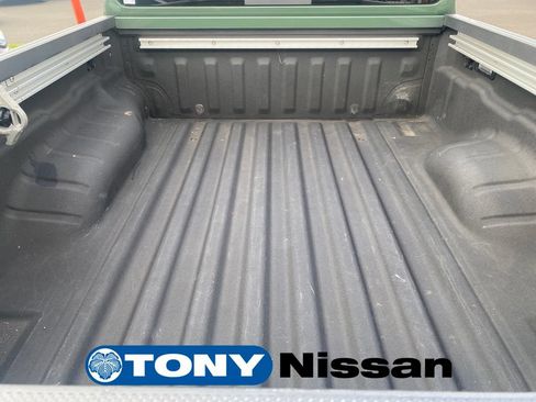 Used 2023 Nissan Frontier SV w/ Technology Package AWD/4WD image 11