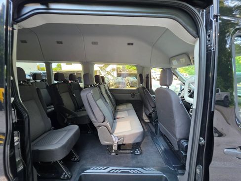 Used 2024 Ford Transit 350 XLT RWD image 28