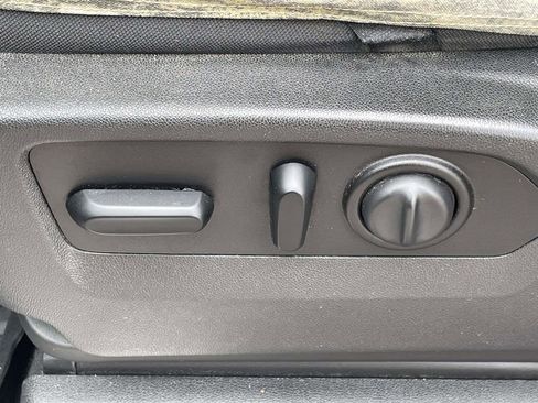 Used 2020 Chevrolet Silverado 1500 RST AWD/4WD image 14