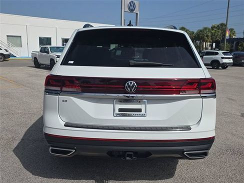 Used 2024 Volkswagen Atlas SE FWD image 4