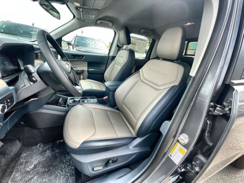 New 2026 Ford Maverick Lariat w/ 4K Tow Package AWD/4WD image 21