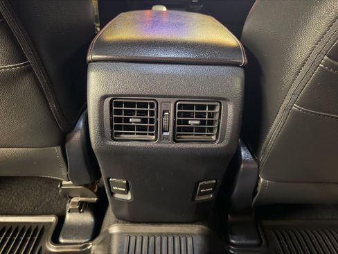 Used 2019 Toyota 4Runner TRD Off-Road AWD/4WD image 23