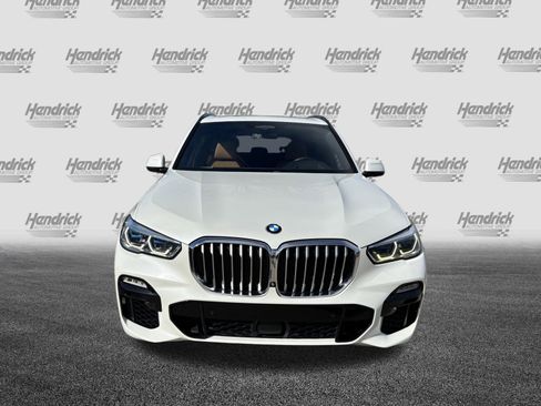 Used 2019 BMW X5 xDrive40i w/ M Sport Package image 3