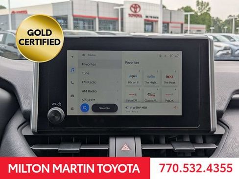 Certified 2025 Toyota RAV4 XLE FWD image 17