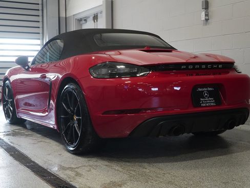 Used 2024 Porsche 718 Boxster GTS image 9