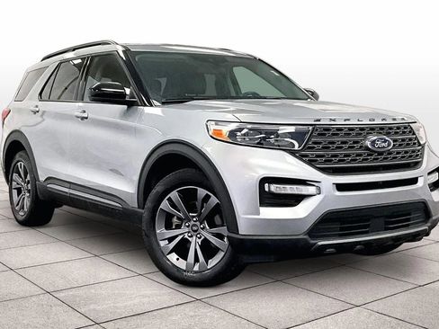 Certified 2023 Ford Explorer XLT w/ Equipment Group 202A image 2