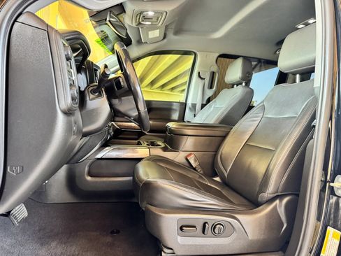 Used 2020 Chevrolet Silverado 2500 LTZ w/ LTZ Convenience Package AWD/4WD image 14