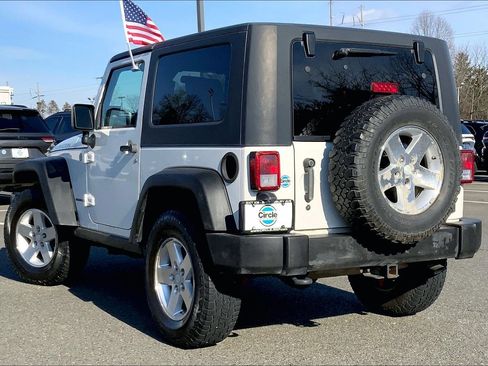 Used 2009 Jeep Wrangler Rubicon w/ Dual Top Group image 10