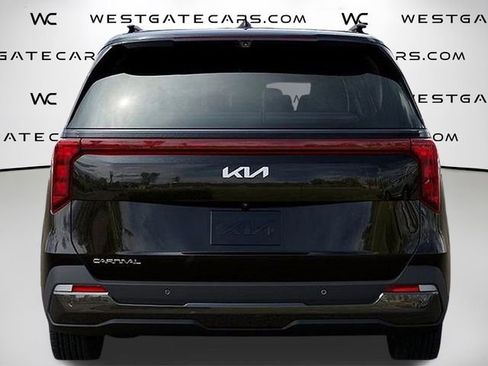New 2026 Kia Carnival SX w/ SX Dark Edition Package image 18