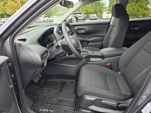 New 2026 Honda HR-V LX image 11