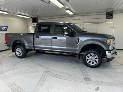 Used 2018 Ford F250 XL w/ STX Appearance Package AWD/4WD image 8