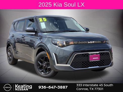 Used 2025 Kia Soul LX w/ LX Technology Package FWD image 1