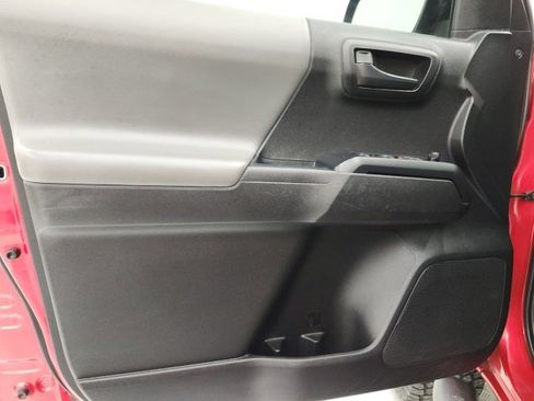 Certified 2022 Toyota Tacoma SR image 39