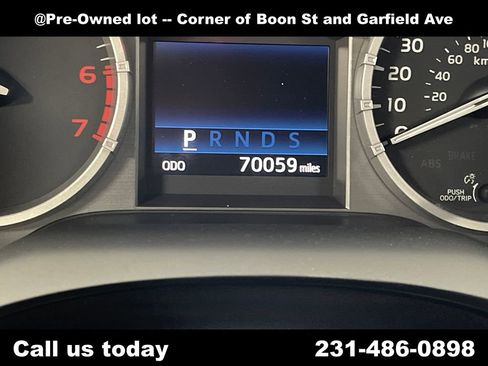Used 2014 Toyota Tundra Limited w/ Limited Premium Package AWD/4WD image 22
