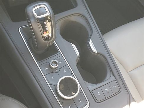 Used 2019 Cadillac XT4 Premium Luxury w/ Cold Weather Package image 28