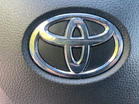 Used 2021 Toyota Corolla SE w/ SE Premium Package FWD image 26