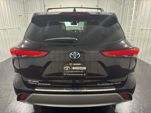 Used 2020 Toyota Highlander Platinum AWD/4WD image 45