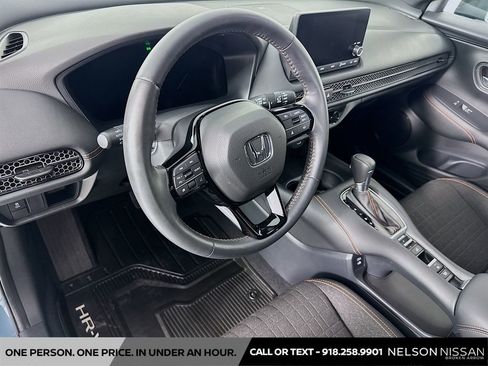 Used 2024 Honda HR-V Sport image 9