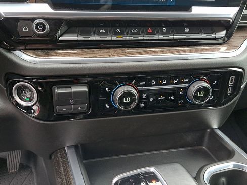 Used 2023 Chevrolet Silverado 1500 RST w/ Convenience Package II image 16