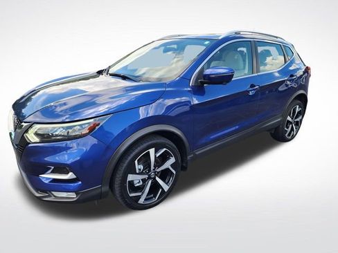 Used 2022 Nissan Rogue Sport SL w/ Premium Package FWD image 1