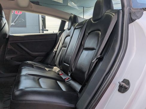 Used 2020 Tesla Model 3 Standard Range Plus RWD image 6
