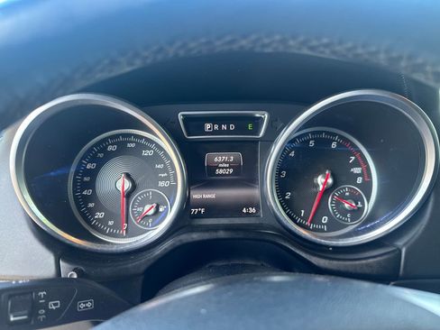 Used 2017 Mercedes-Benz G 550 Squared image 12