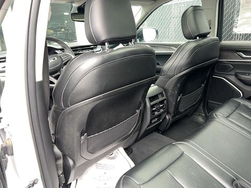 Used 2024 Jeep Grand Cherokee Limited 4xe AWD/4WD image 18