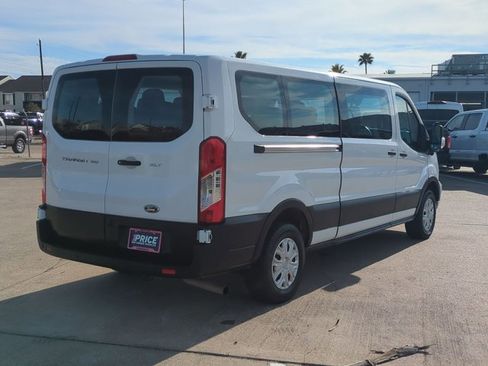 Used 2023 Ford Transit 350 XLT image 5