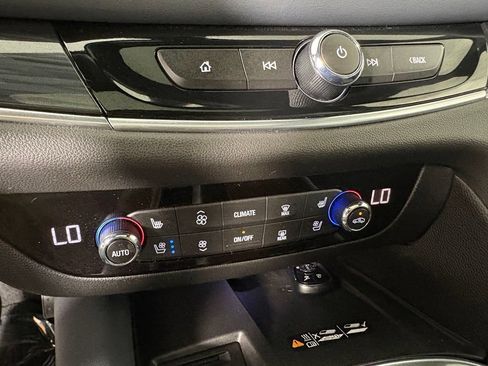 Certified 2023 Buick Enclave Premium w/ Experience Buick Package FWD image 39
