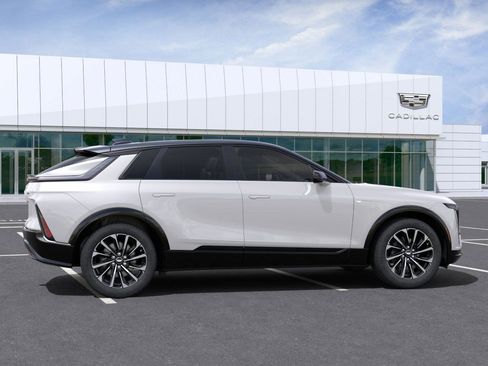New 2025 Cadillac Lyriq Sport image 5
