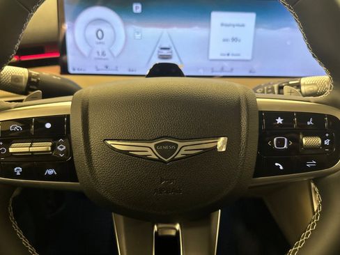 New 2026 Genesis GV70 2.5T AWD/4WD image 24
