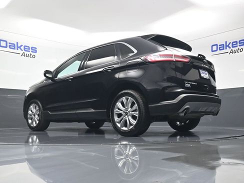 Used 2024 Ford Edge Titanium image 43