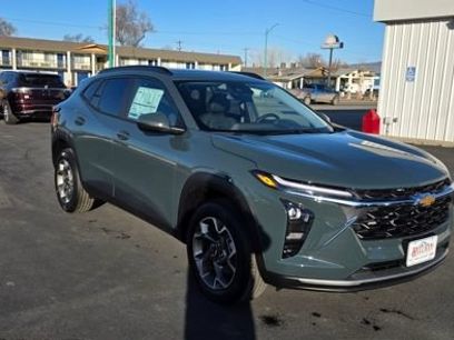 New 2026 Chevrolet Trax LT w/ Sunroof Package