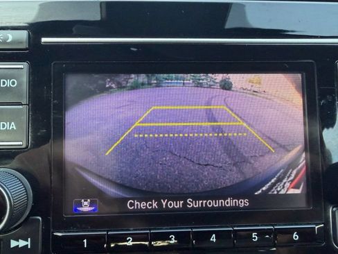 Used 2020 Honda CR-V LX image 21