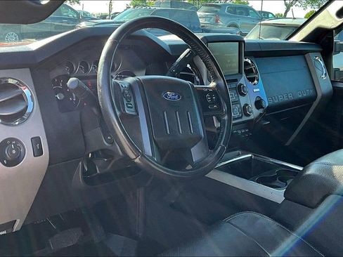 Used 2016 Ford F250 Lariat w/ Lariat Ultimate Package image 11