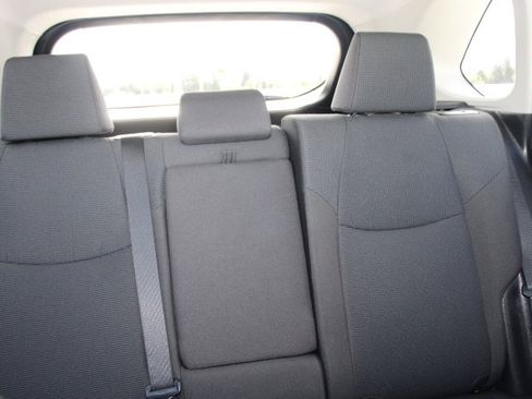 Certified 2025 Toyota RAV4 LE image 21