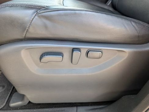 Used 2023 Nissan Armada SL w/ Captain's Chairs Package AWD/4WD image 16