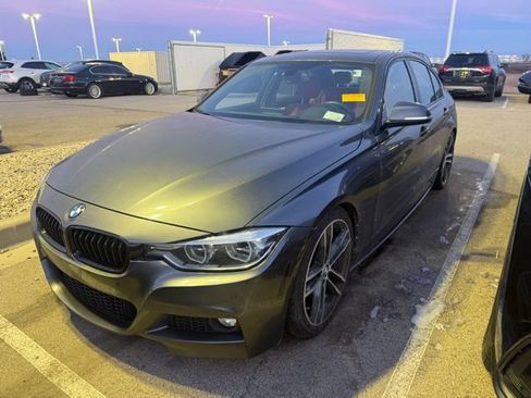 Used 2018 BMW 340i Sedan w/ Executive Package image 3