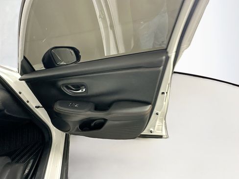 Used 2023 Honda HR-V Sport image 30