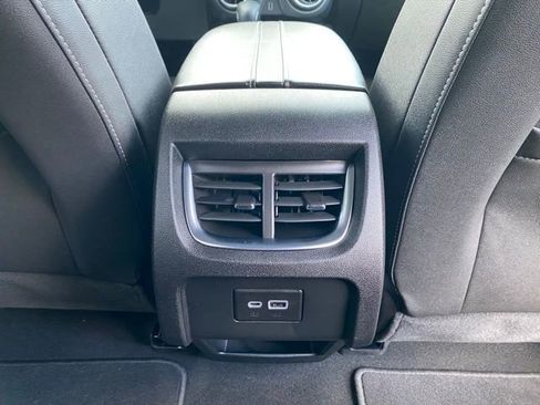 Used 2023 Chevrolet Blazer LT image 46