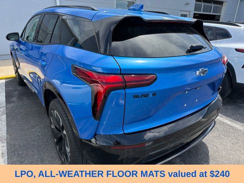 Used 2025 Chevrolet Blazer EV RS AWD/4WD image 3