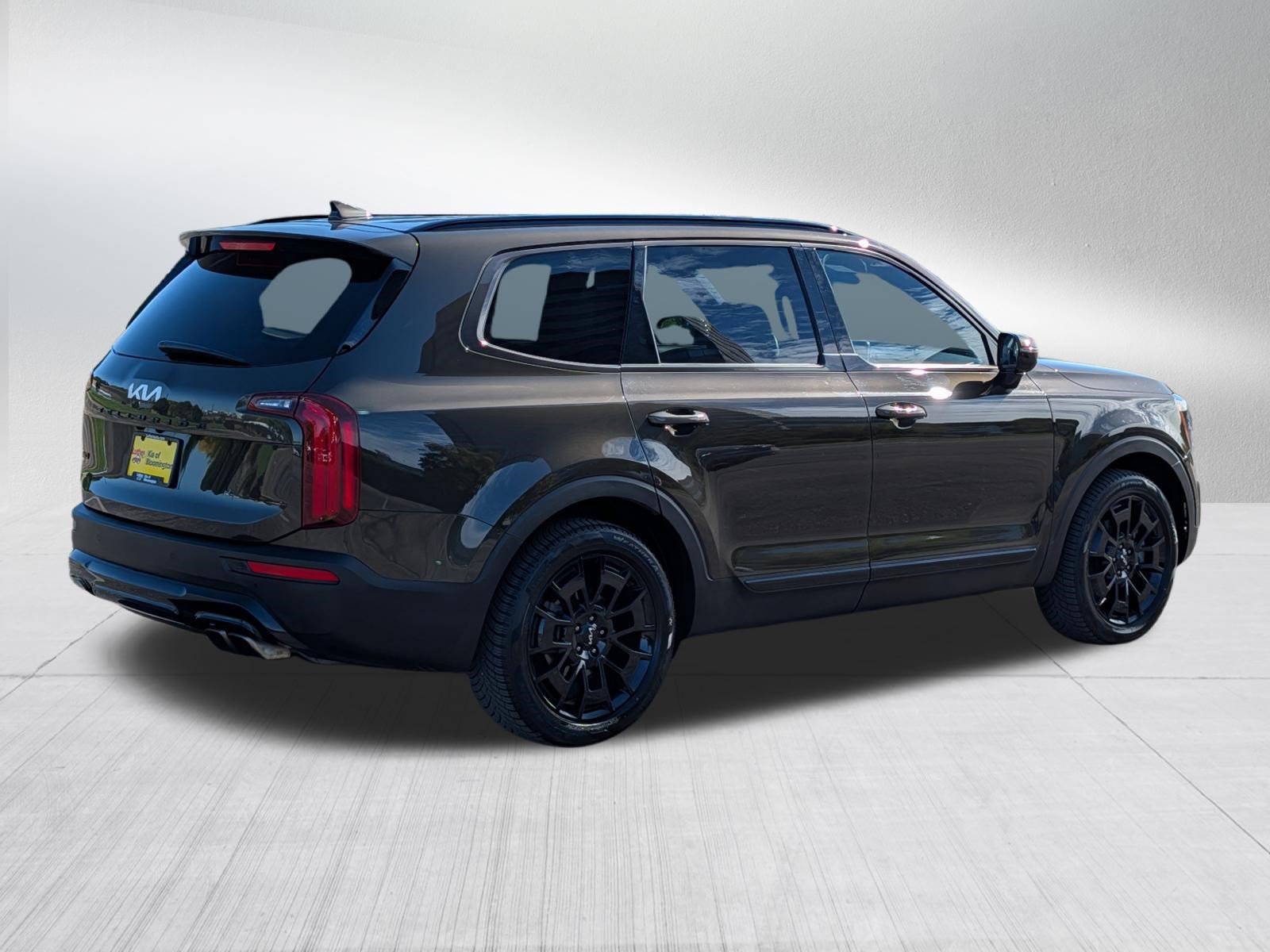 Certified 2022 Kia Telluride SX w/ Nightfall Edition Package AWD/4WD image 7