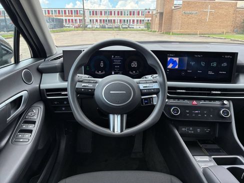 Used 2026 Hyundai Sonata Blue FWD image 29