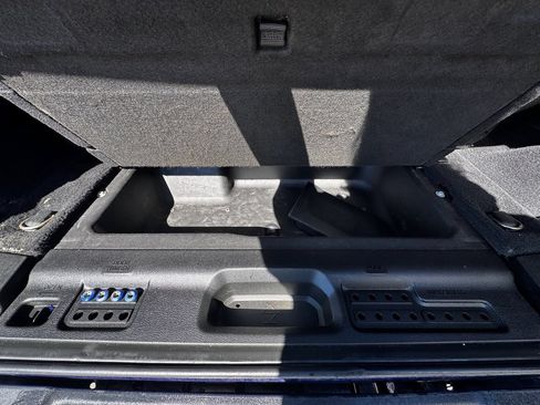Used 2018 Jeep Wrangler Sport AWD/4WD image 31
