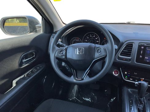 Used 2016 Honda HR-V EX image 11