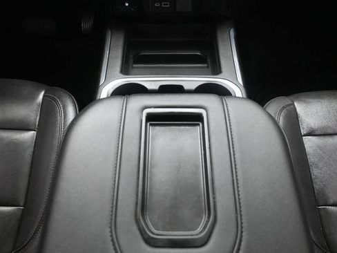 Used 2021 Chevrolet Silverado 1500 LT Trail Boss w/ Convenience Package II AWD/4WD image 24