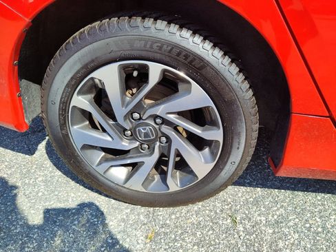 Used 2017 Honda Civic EX image 22