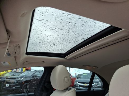 Used 2020 Mercedes-Benz E 350 4MATIC Sedan image 14